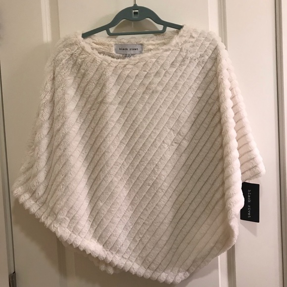 Anthropologie Sweaters - Anthropology NWT Black Rivet Faux Fur Poncho S/M